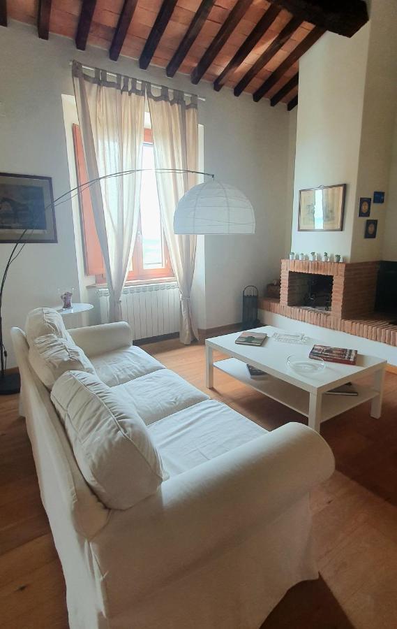 Apartamento Mattimamihouse Montepescali Exterior foto
