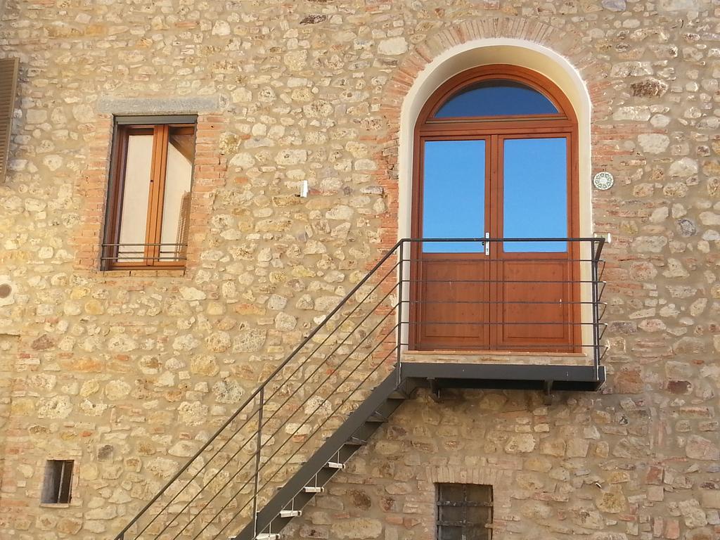 Apartamento Mattimamihouse Montepescali Habitación foto